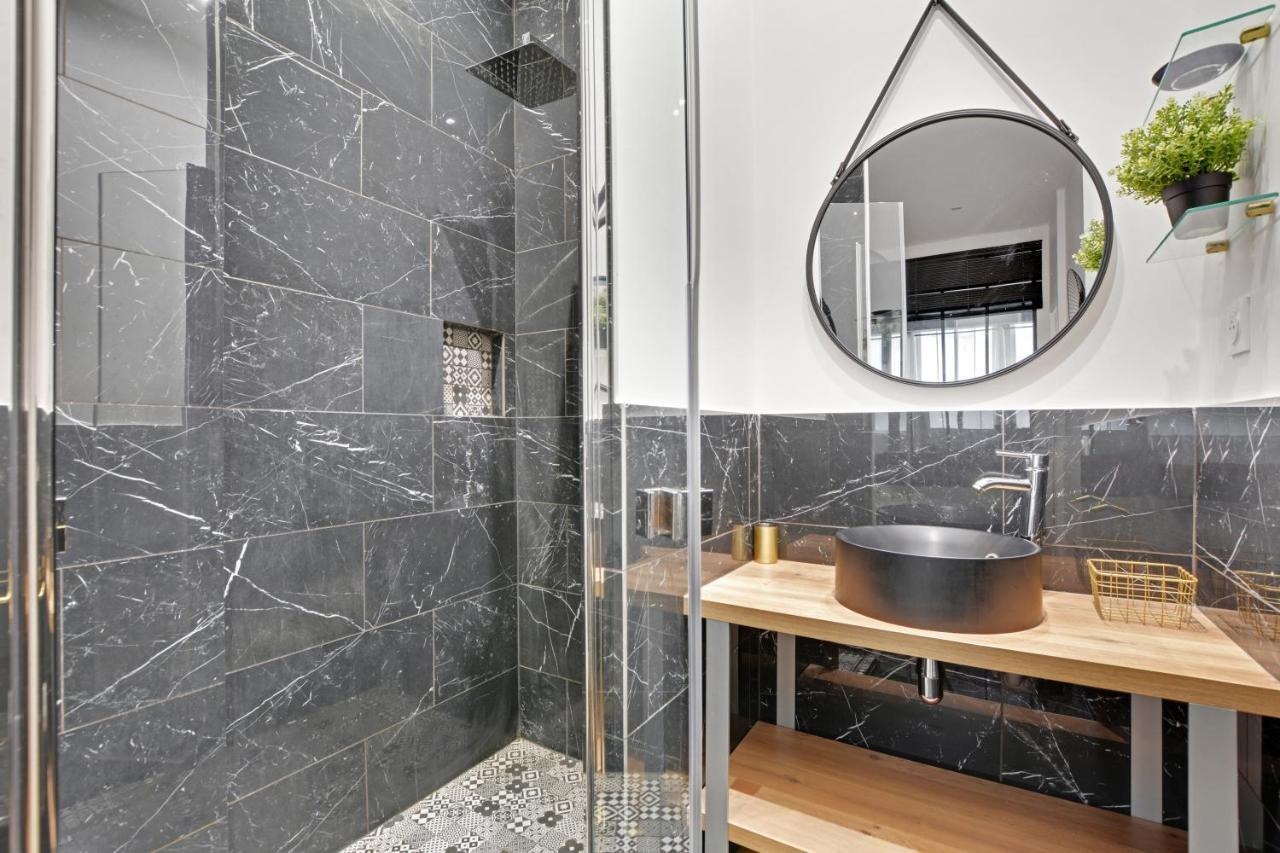Pick A Flat'S Apartment In Eiffel Tower- Boulevard De Grenelle Париж Екстериор снимка